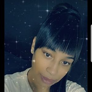 Meet your Posher, Tabitha